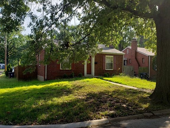 3rd image of 7720 Drexel Dr