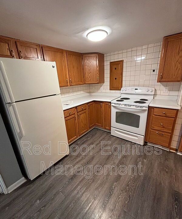 1st image of 1215 N Columbus St APT C