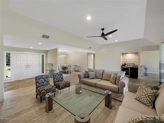 2nd image of 6252 SE Canterbury Ln