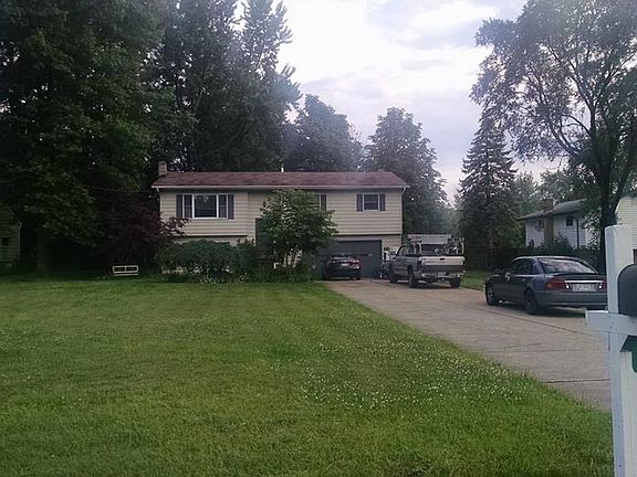3rd image of 4488 Homestead Dr
