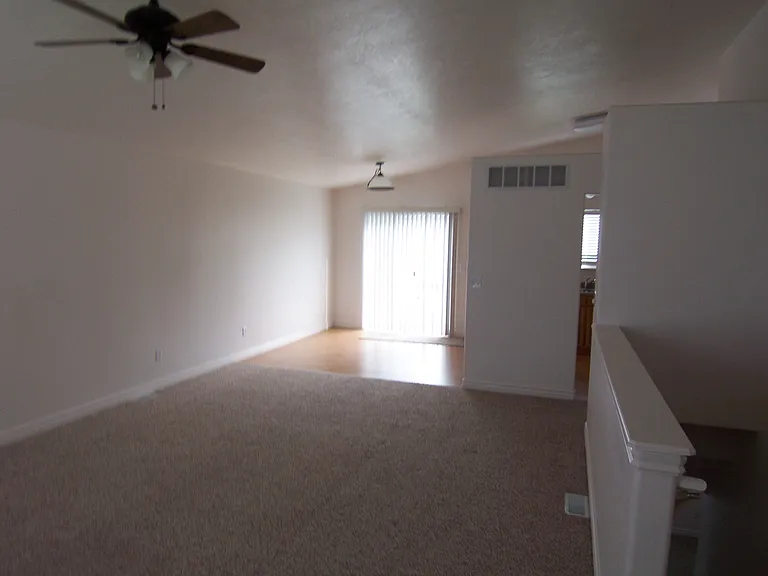 1739 Walkabout Dr — Photo 2