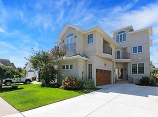 53 Bayside Ct, Margate City, NJ 08402