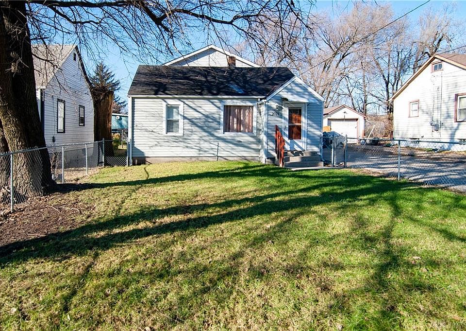 1st image of 2024 Carolina St