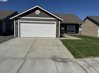 3460 High Desert Loop, Umatilla, OR 97882