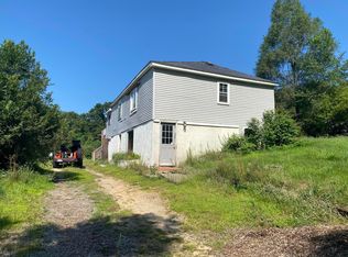 11200 S River Rd, Greenville, MI 48838