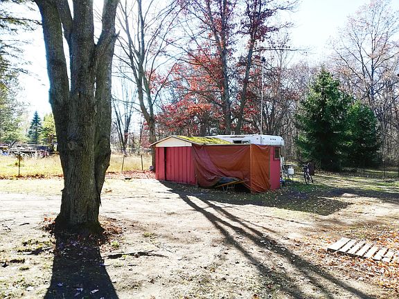 3rd image of 277 S Lester Ave