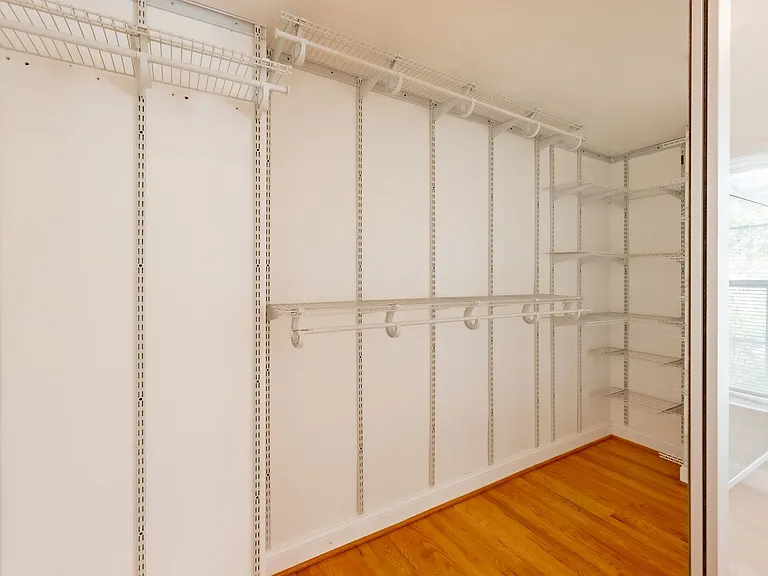 215 Lynn Manor Dr — Photo 34
