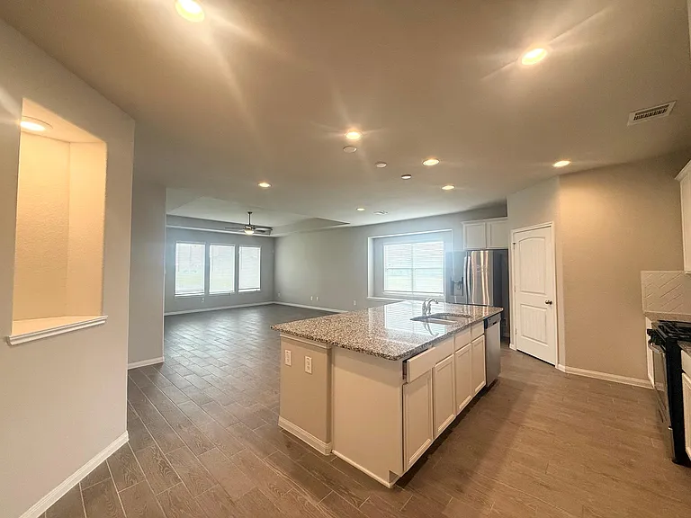24423 Tesino River Cir — Photo 5