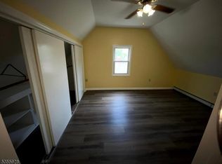 7 Washington St APT 3, Newton, NJ 07860