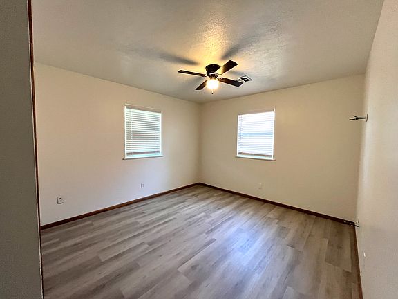 5th image of 103 W Thompson Dr