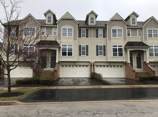 426 N Commerce St, Aurora, IL 60504