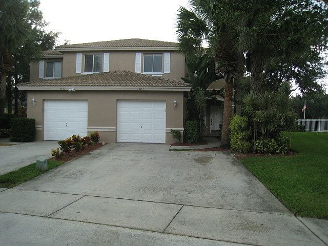 1st image of 4607 Pinemore Ln