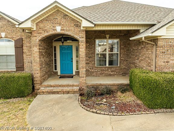 2nd image of 3269 Jordan Xing