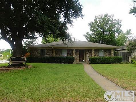 1st image of 2401 Richview Ct