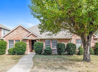 617 Arbor Dr, Cedar Hill, TX 75104