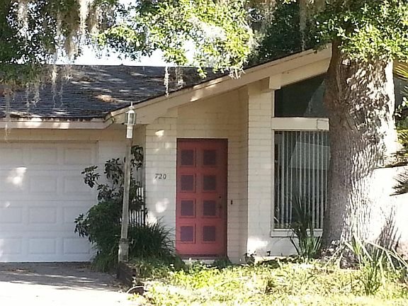 2nd image of 720 Forest Park Dr