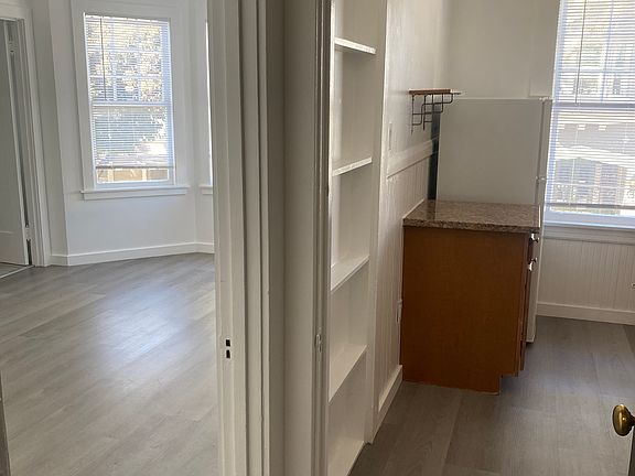 2nd image of 1299 California St APT 8