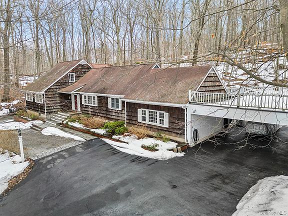 2nd image of 126 Croton Lake Road
