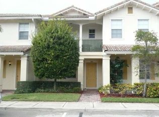 1069 NW 18th Ave, Boca Raton, FL 33486