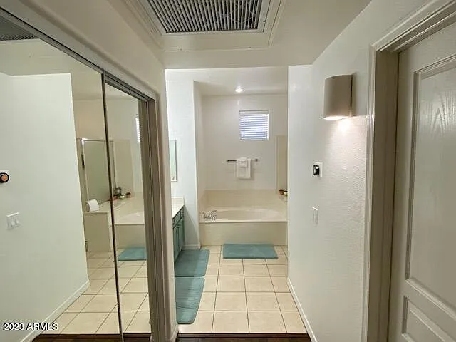15221 N Clubgate Dr #2030 — Photo 13