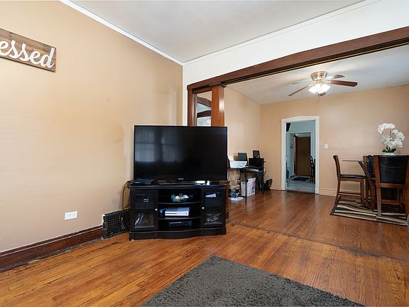 3rd image of 510 E 144th St