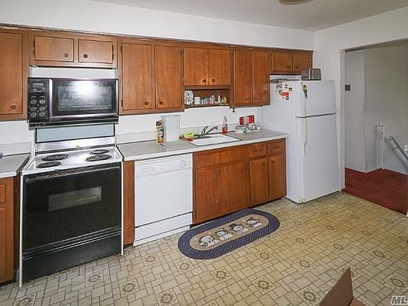 5th image of 54 Westminster Ln