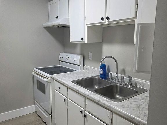 4th image of 310 Division St #104