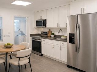 3621 NE 1st Ter, Oakland Park, FL 33334