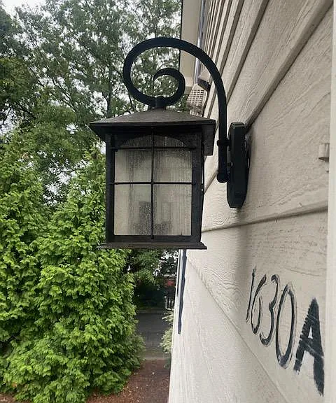 1630 Leona St NW — Photo 12