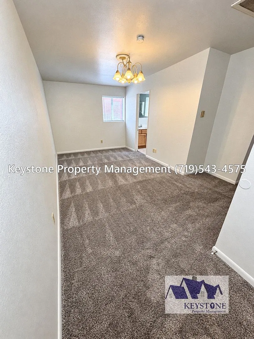 $475 Off 1st Month & Application Fee Reimbursed! 2nd Floor Apartment With Interior Entrance - $95... — Photo 2