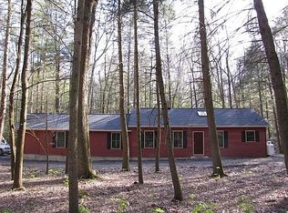 619 Pensyl Creek Rd, Stroudsburg, PA 18360