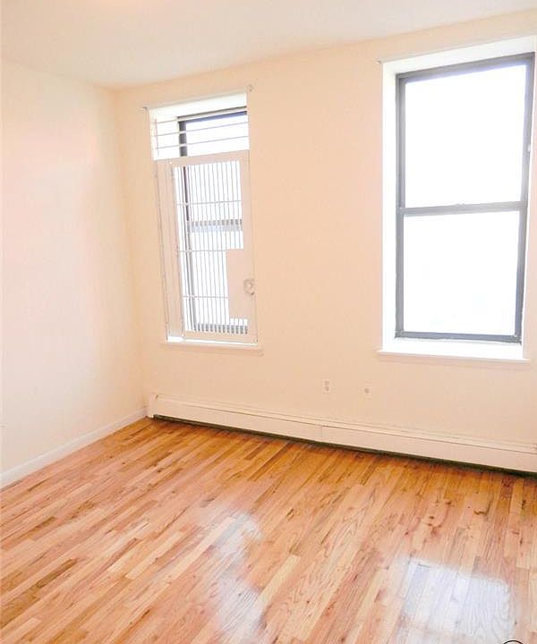1st image of 333 E 108th St APT 1E