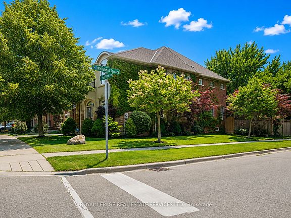 3rd image of 372 Creek Path Ave
