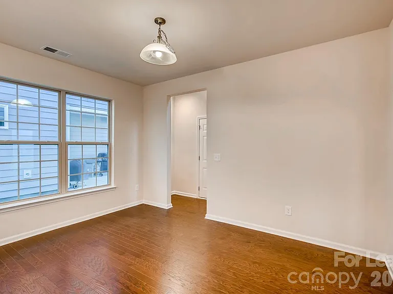 6418 Raffia Rd — Photo 13