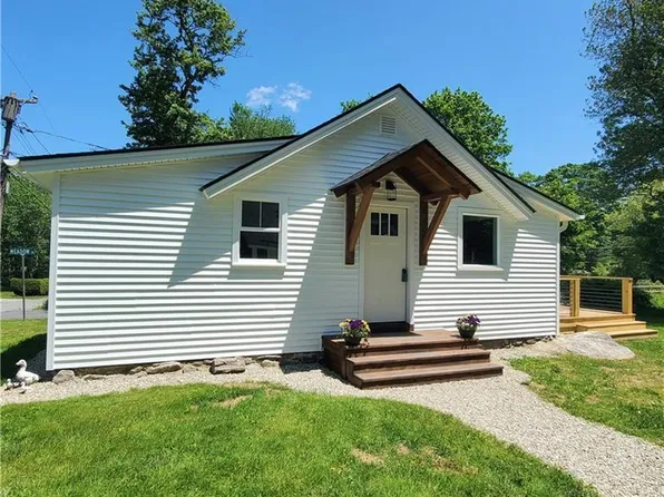 20 Echo Road, Coventry, CT 06238