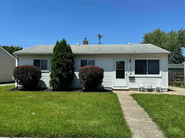 19299 Georgia St, Roseville, MI 48066