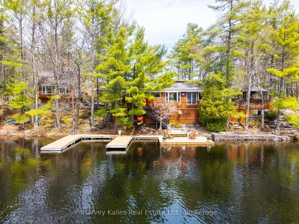 1078 McKenzie Rd, Muskoka Lakes, ON P1P 1R2