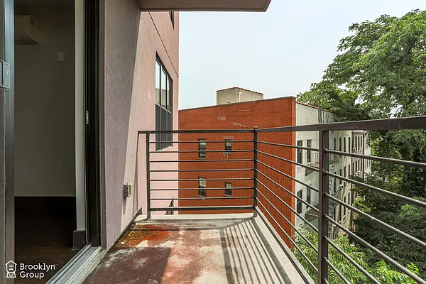 Rented by Brooklyn Group | media 18