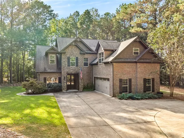 2141 Stonehaven Dr, Auburn, AL 36879