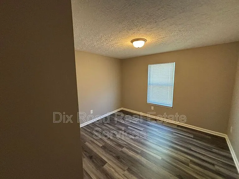 1024 Golfview Dr — Photo 21