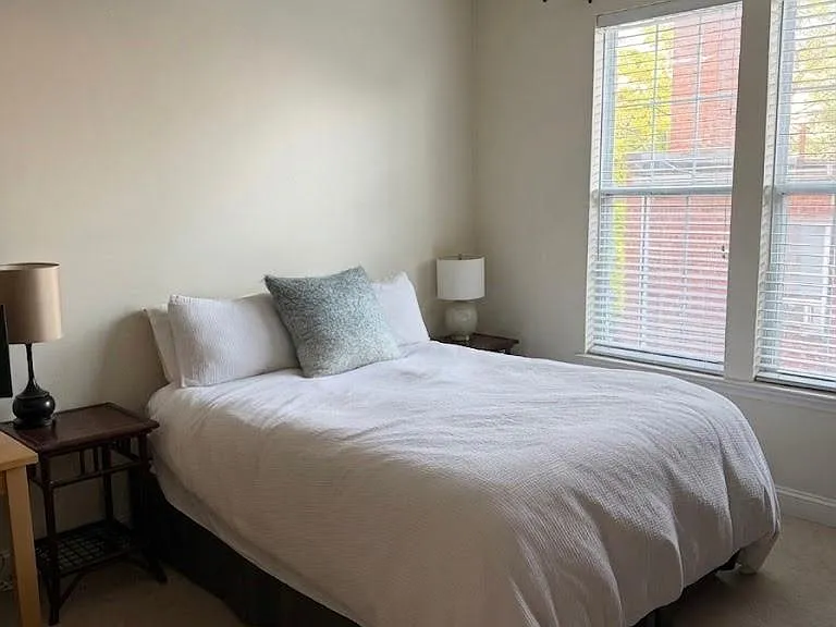 1451 Belmont St NW — Photo 6