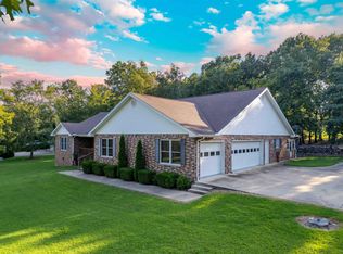 103 Woodstone Rd, Bull Shoals, AR 72619