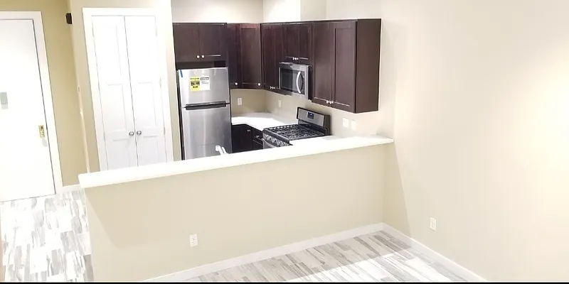 Rented by City Express Realty & Management Corp | media 2