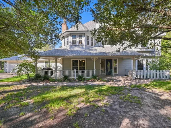 9430 El Campo Trl, College Station, TX 77845