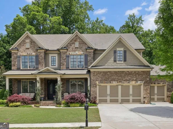 1136 Garner Creek Dr SW, Lilburn, GA 30047