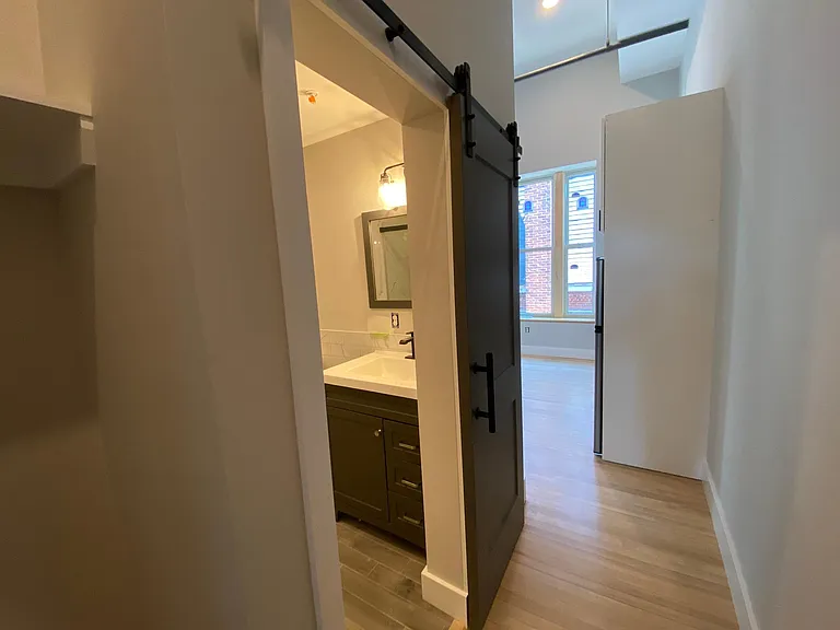 5 Washington St #304 — Photo 8
