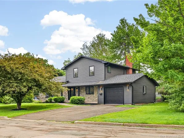 38 Kirton Ct, Riverview, NB E1B 3P9