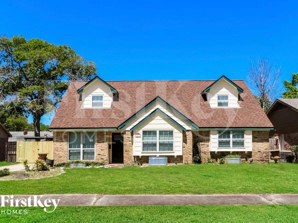 307 Coronation Dr, Houston, TX 77034
