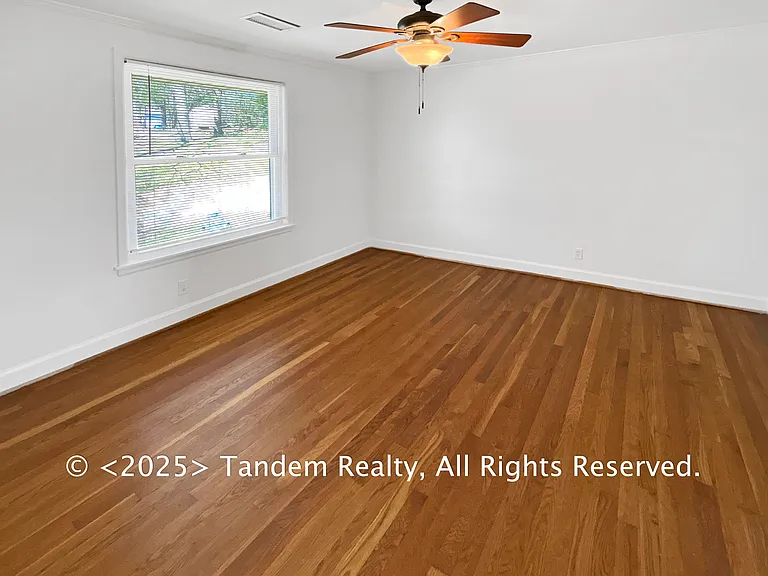 5049 Brevity Ln #5049 — Photo 7