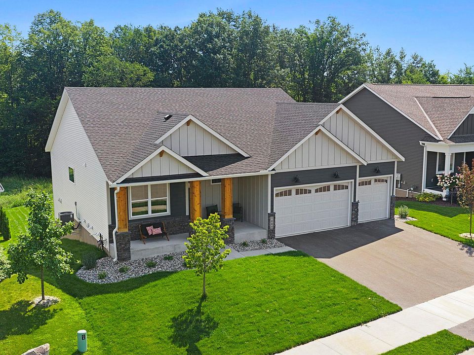 1st image of 437 Sienna Dr